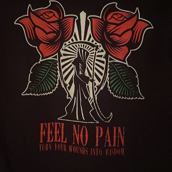 Medium Empyre Graphic Tee - Picture 3 of 4